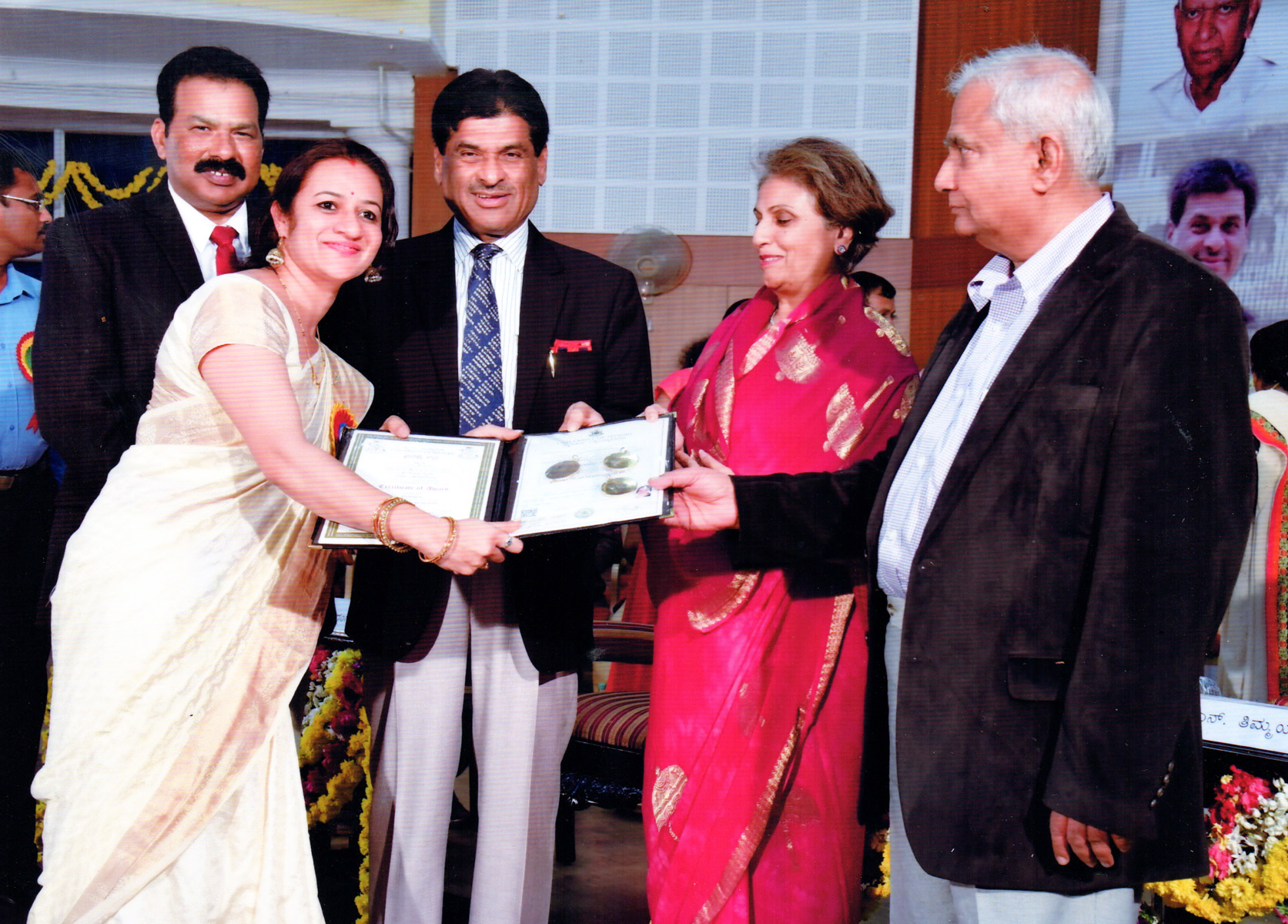 ​ಚಿಕ್ಕಮಗಳೂರು: ಸಂಗೀತದಲ್ಲಿ ರಶ್ಮಿಗೆ ಮೂರು ಚಿನ್ನದ ಪದಕ